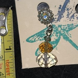 Vintage with old world charm and color! Earrings